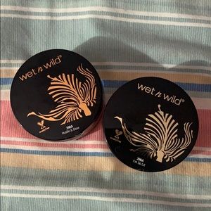 Selling Two (2) Wet n Wild Loose Highlighters